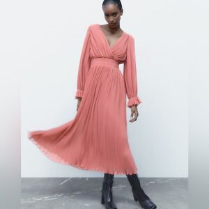 Zara Pink Pleated Midi Dress New